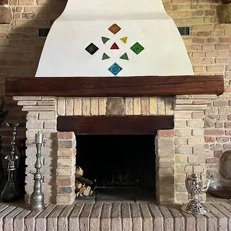 Casa Sant Angelo アパート ペザロ