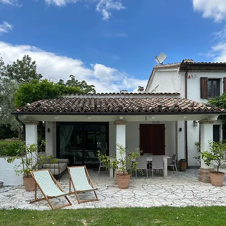 Casa Sant Angelo * ペザロ